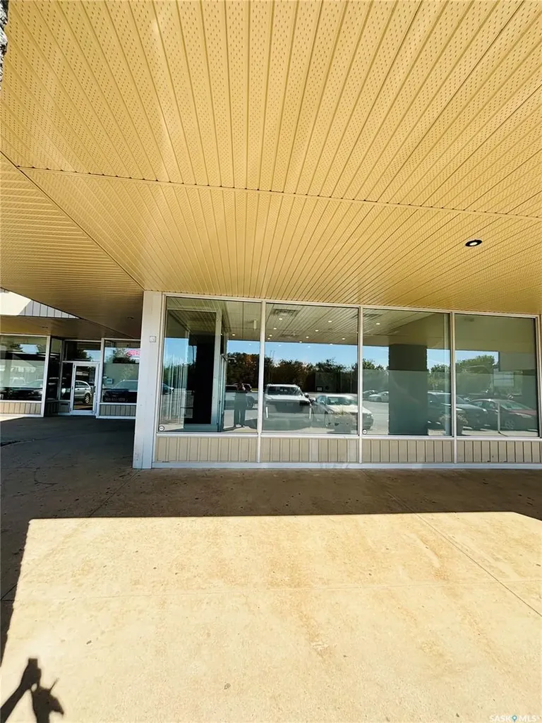 3010 Arlington Avenue Saskatoon SK S7J 2J9