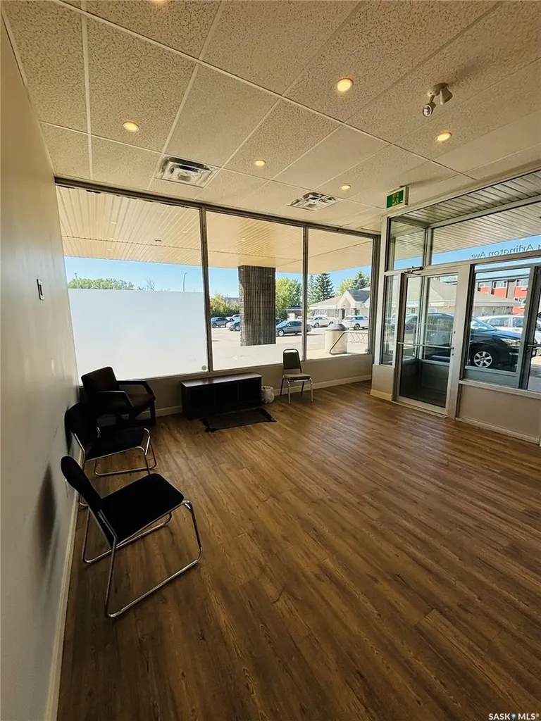 3010 Arlington Avenue Saskatoon SK S7J 2J9