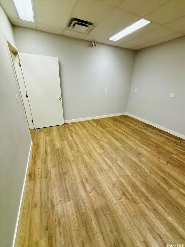 3010 Arlington Avenue Saskatoon SK S7J 2J9