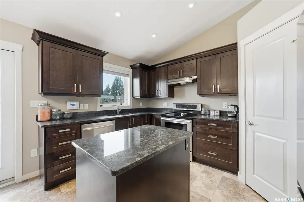 1 Derbowka Drive Borden SK S0K 0N0