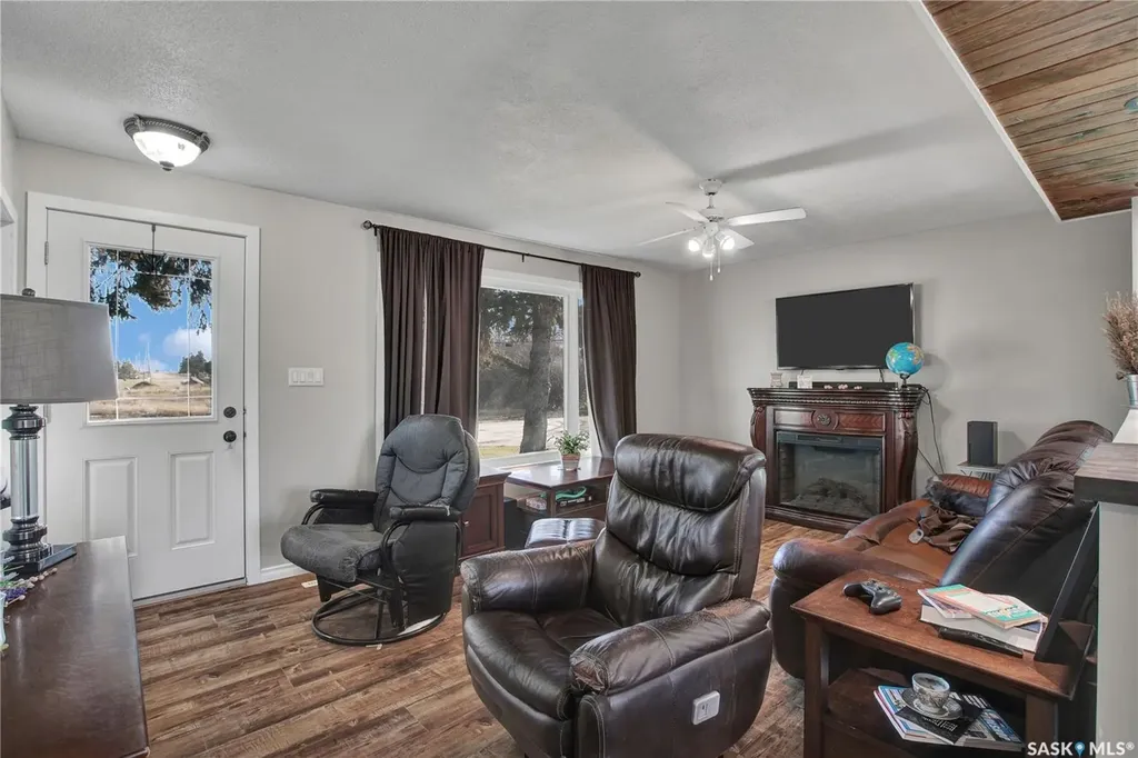 305 2nd Street Duck Lake SK S0K 1J0