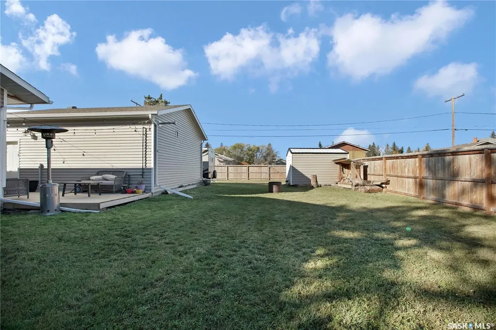 305 2nd Street Duck Lake SK S0K 1J0