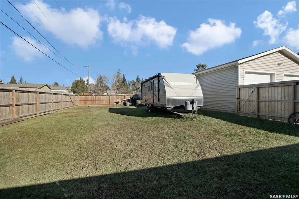 305 2nd Street Duck Lake SK S0K 1J0