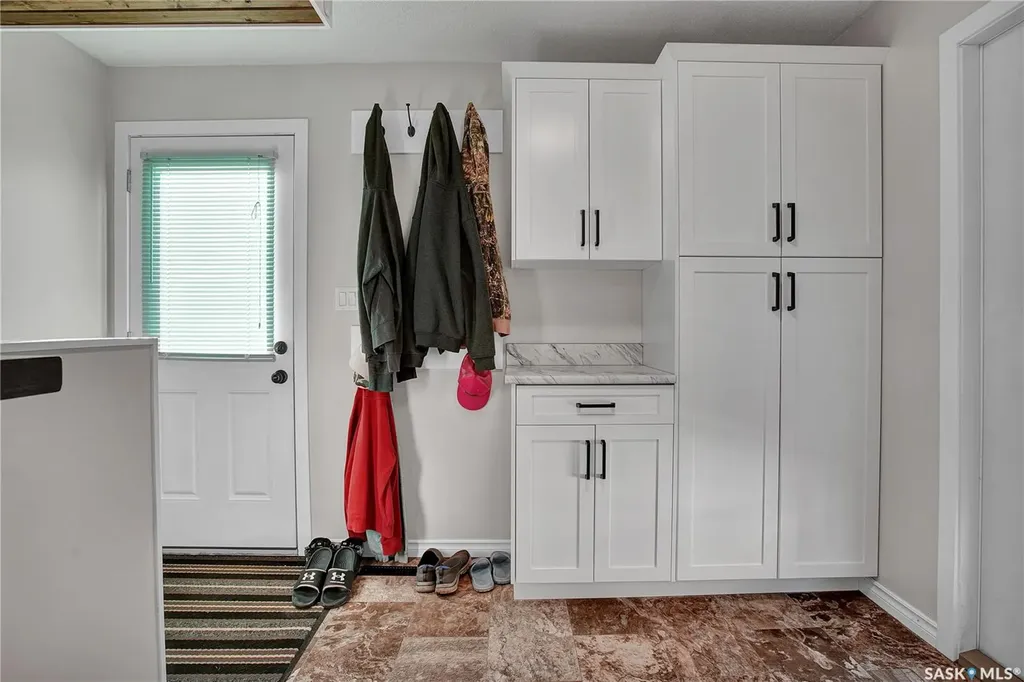 305 2nd Street Duck Lake SK S0K 1J0