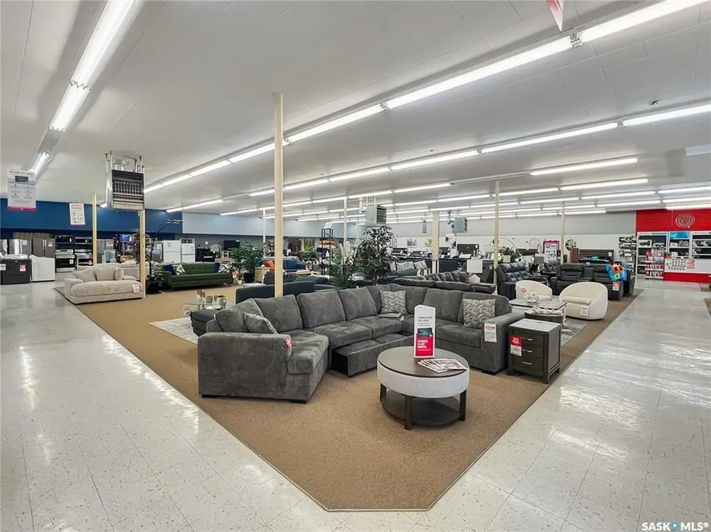 640 Main Street Humboldt SK S0K 2A0