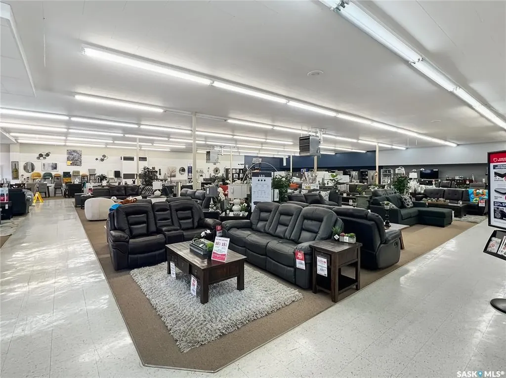 640 Main Street Humboldt SK S0K 2A0