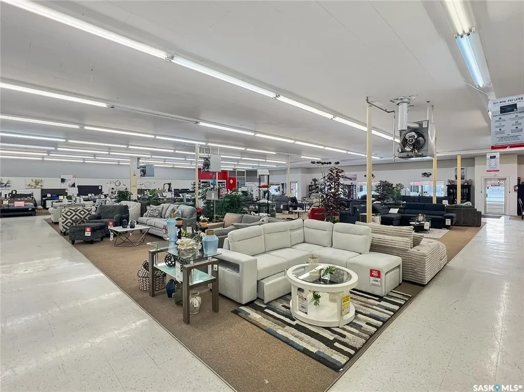 640 Main Street Humboldt SK S0K 2A0