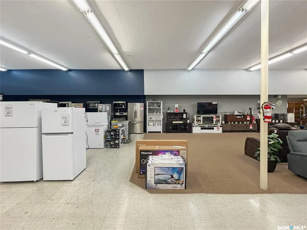 640 Main Street Humboldt SK S0K 2A0