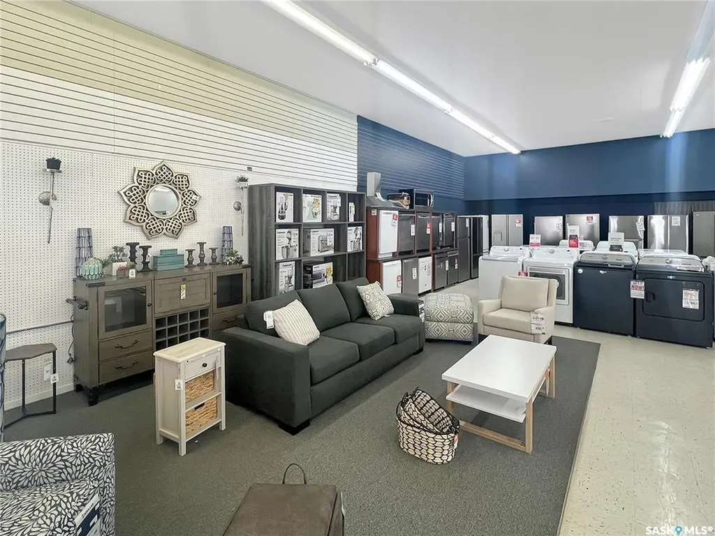 640 Main Street Humboldt SK S0K 2A0