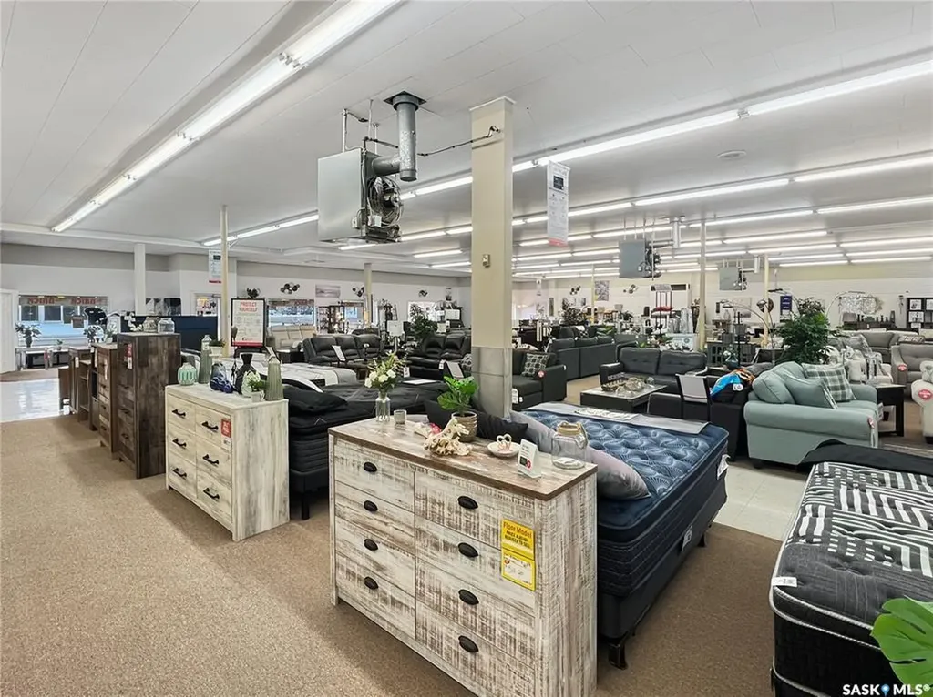 640 Main Street Humboldt SK S0K 2A0