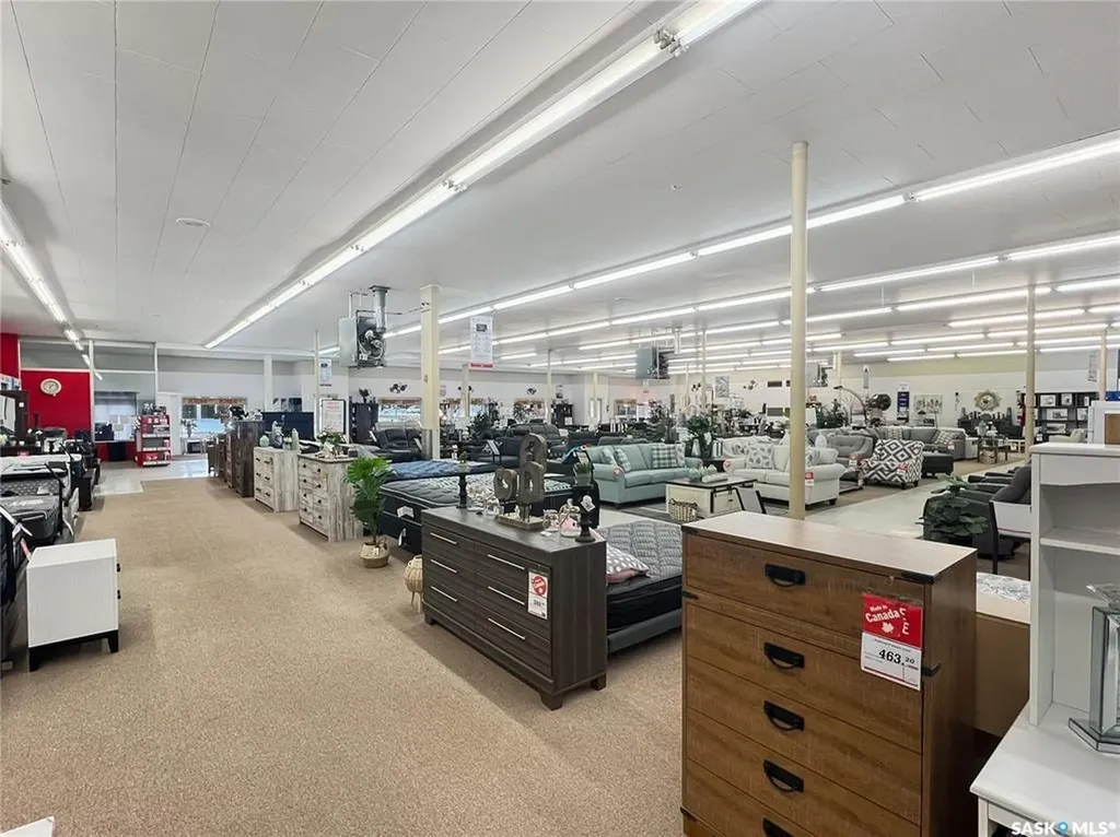 640 Main Street Humboldt SK S0K 2A0