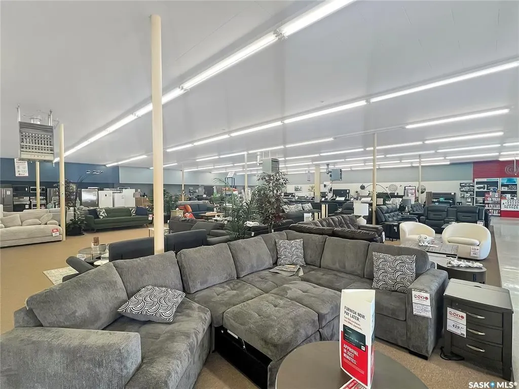 640 Main Street Humboldt SK S0K 2A0
