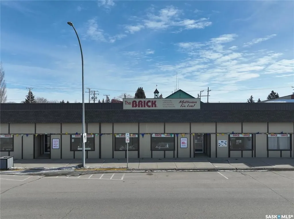 640 Main Street Humboldt SK S0K 2A0