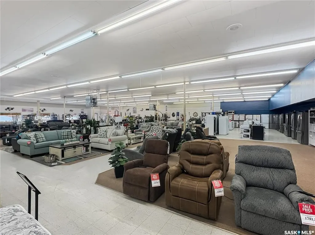 640 Main Street Humboldt SK S0K 2A0
