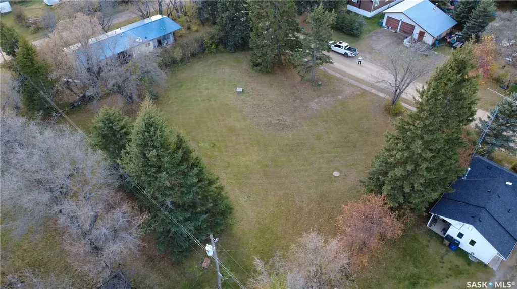 114 1st Avenue W Paddockwood SK S0J 1Z0