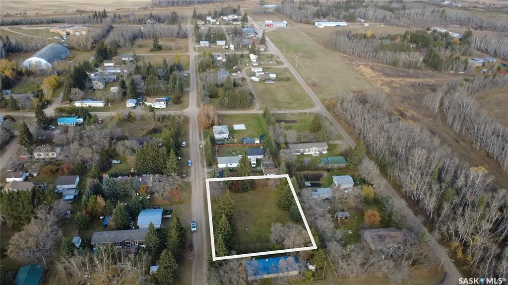 114 1st Avenue W Paddockwood SK S0J 1Z0