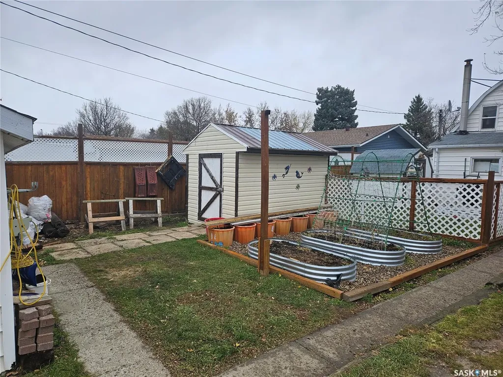 107 Carlyle Street Arcola SK S0C 0G0