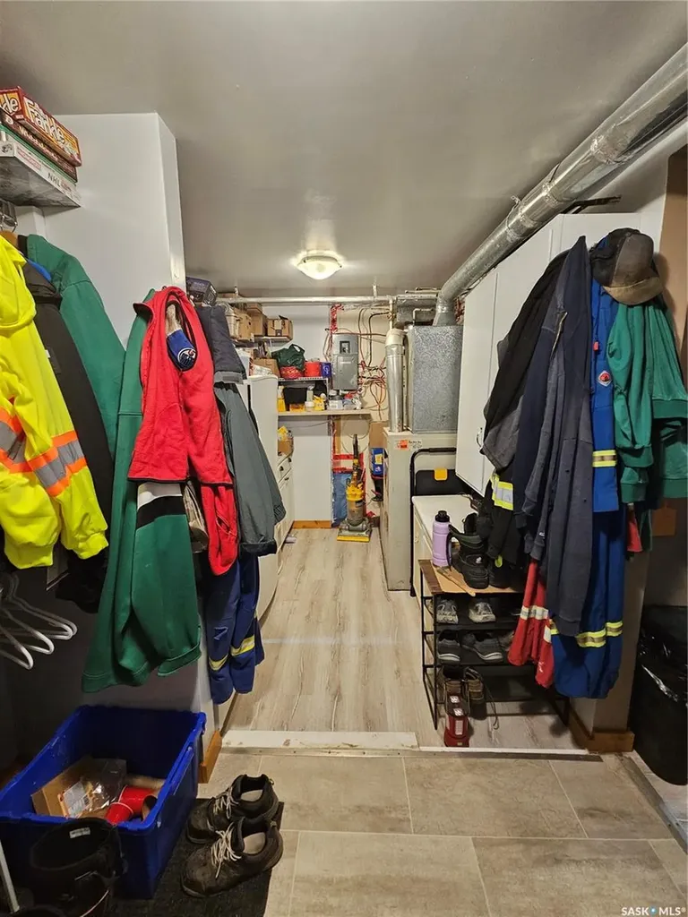 107 Carlyle Street Arcola SK S0C 0G0