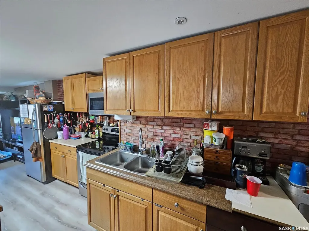 107 Carlyle Street Arcola SK S0C 0G0