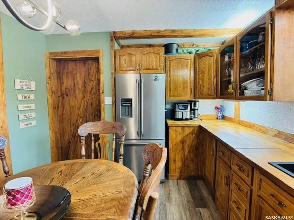112 Fraser Avenue Oxbow SK S0C 2B0