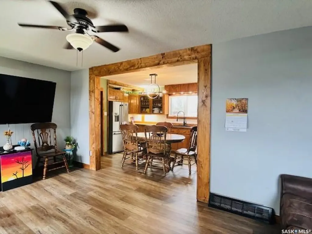 112 Fraser Avenue Oxbow SK S0C 2B0