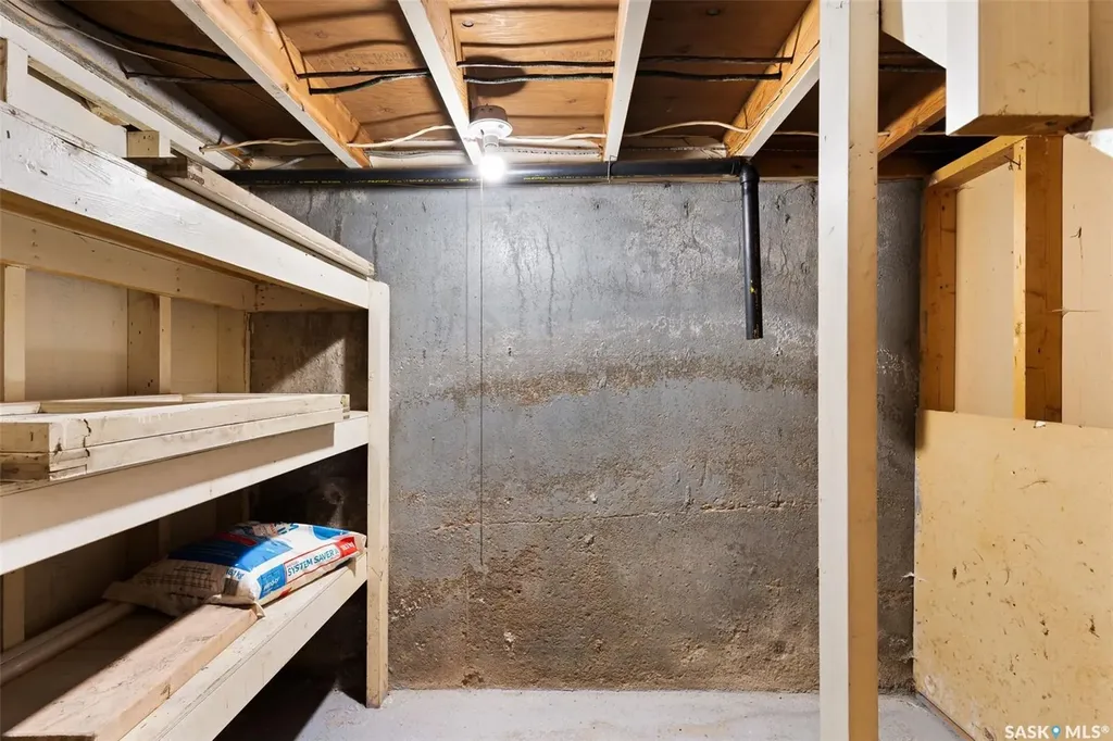 539 3rd Street NE Ituna SK S0A 1N0