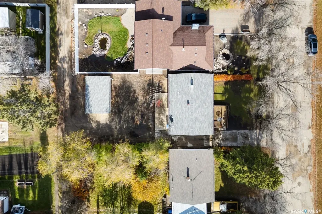 539 3rd Street NE Ituna SK S0A 1N0