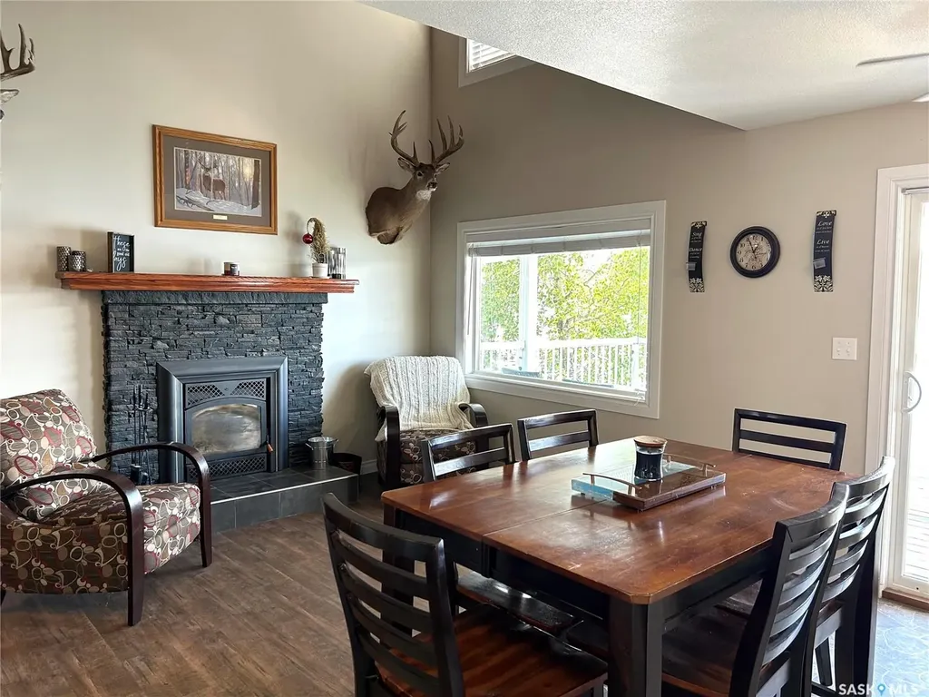 1 Lakeside E Pleasantdale Rm No. 398 SK S0E 1T0