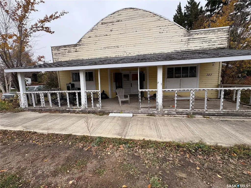 107 Main Street Hyas SK S0A 1K0