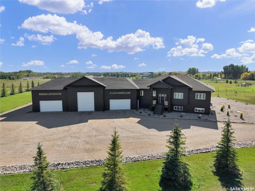 76 Grandview Trail Corman Park Rm No. 344 SK S7T 0W5