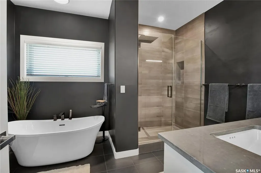 76 Grandview Trail Corman Park Rm No. 344 SK S7T 0W5