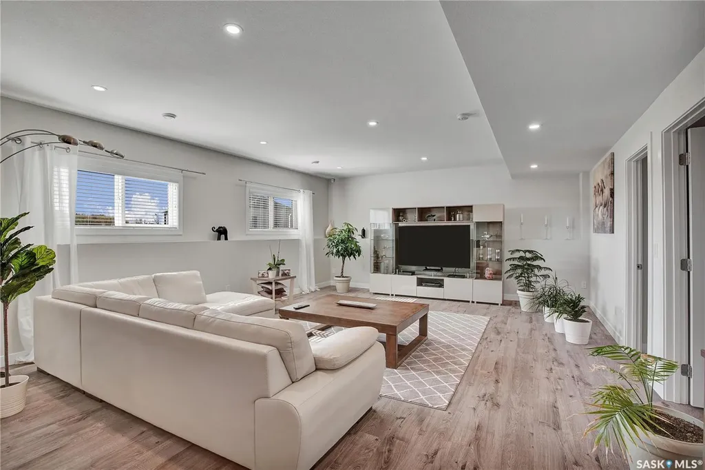 76 Grandview Trail Corman Park Rm No. 344 SK S7T 0W5