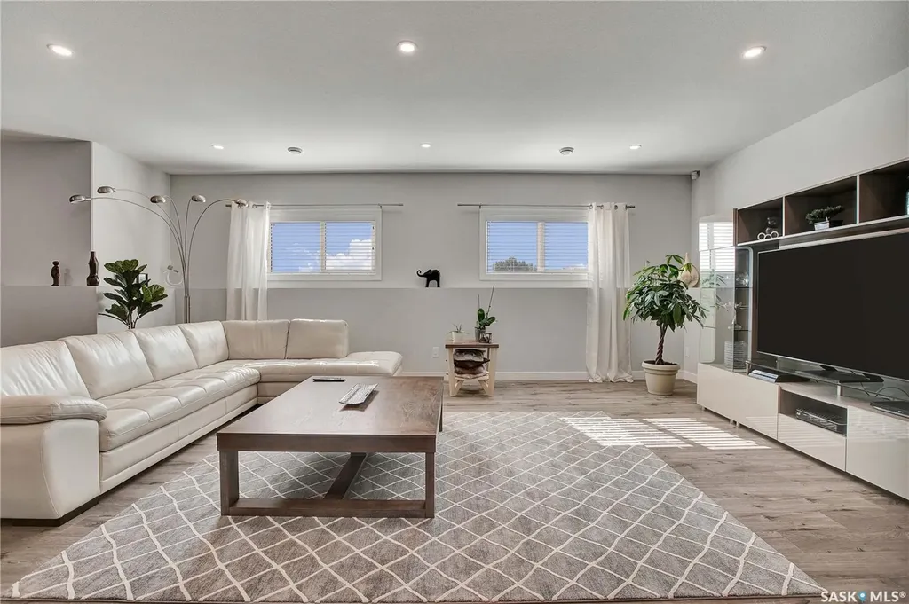 76 Grandview Trail Corman Park Rm No. 344 SK S7T 0W5