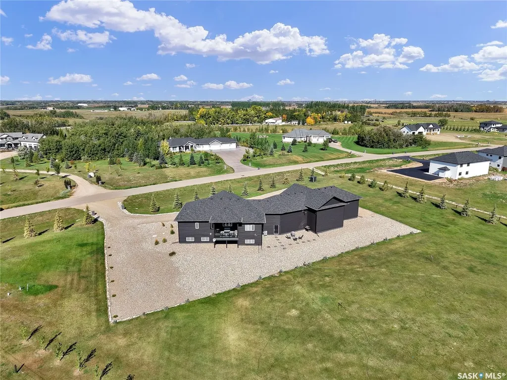 76 Grandview Trail Corman Park Rm No. 344 SK S7T 0W5