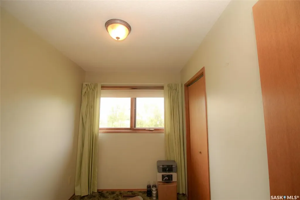 223 2nd Street W Climax SK S0N 0N0