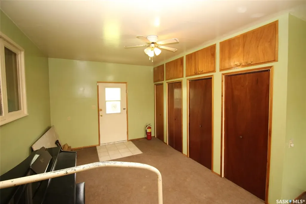 223 2nd Street W Climax SK S0N 0N0