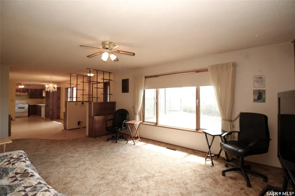 223 2nd Street W Climax SK S0N 0N0