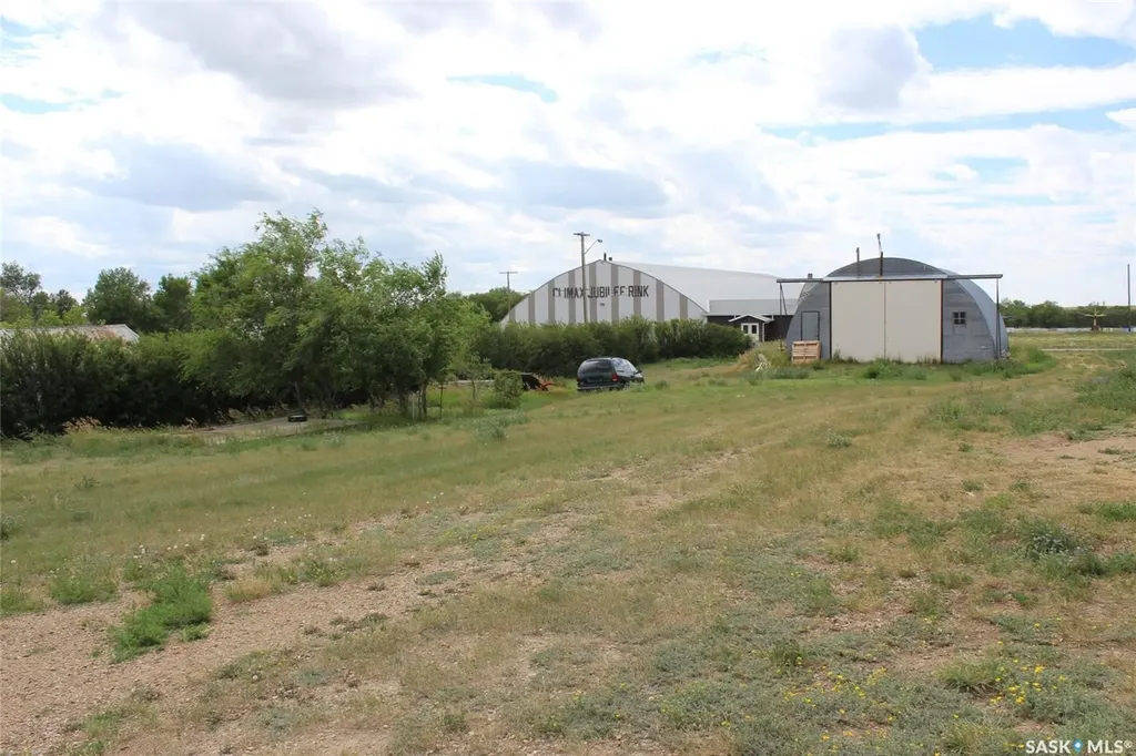 223 2nd Street W Climax SK S0N 0N0