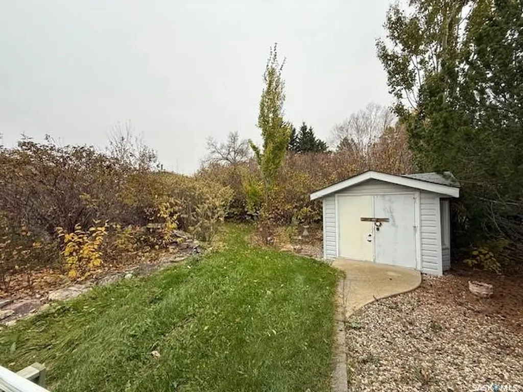 60 Banks Crescent Kamsack SK S0A 1S0