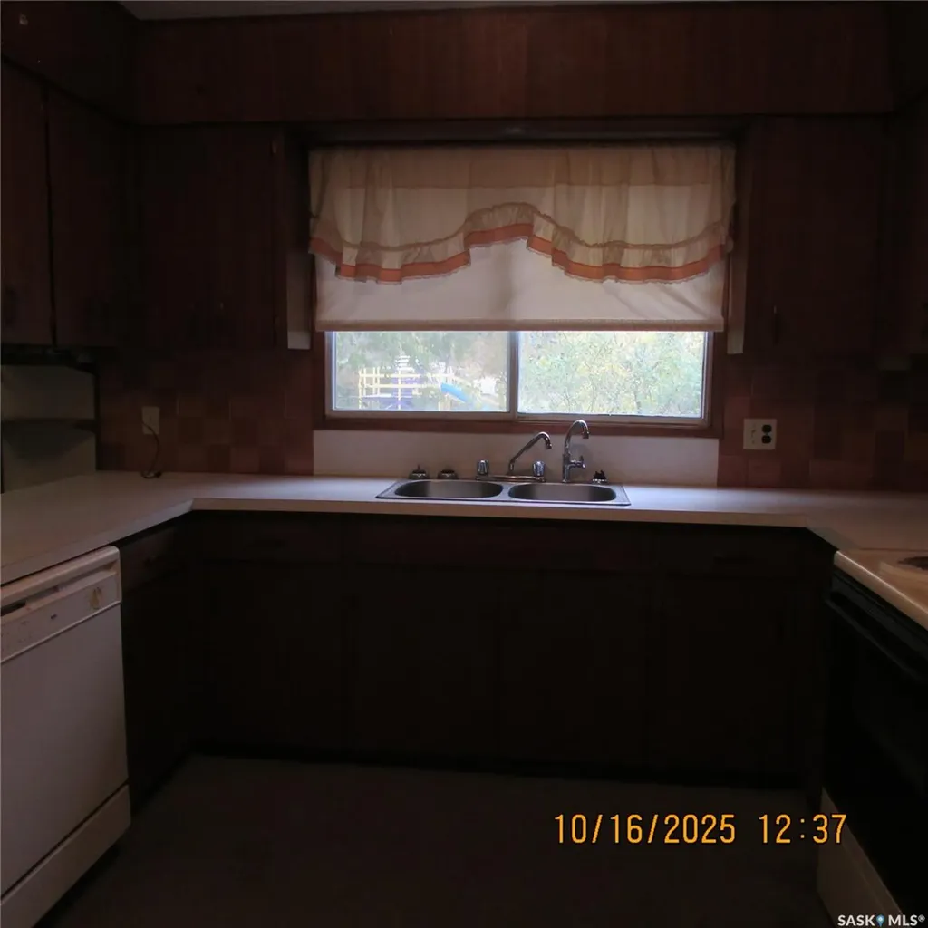 406 Chickney Avenue Lemberg SK S0A 2B0