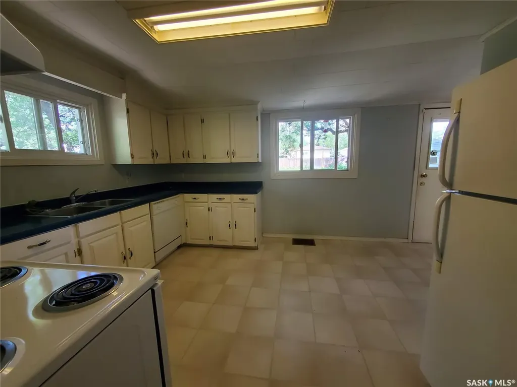 122 Wall Avenue Kamsack SK S0A 1S0