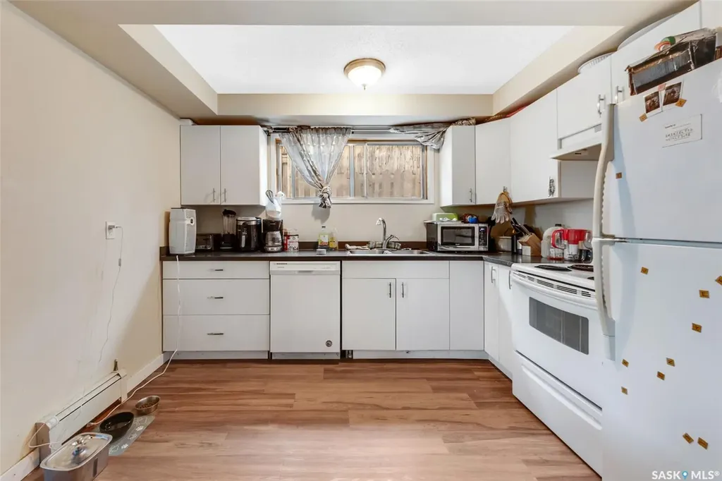 309 / 311 Y Avenue S Saskatoon SK S7M 3J6