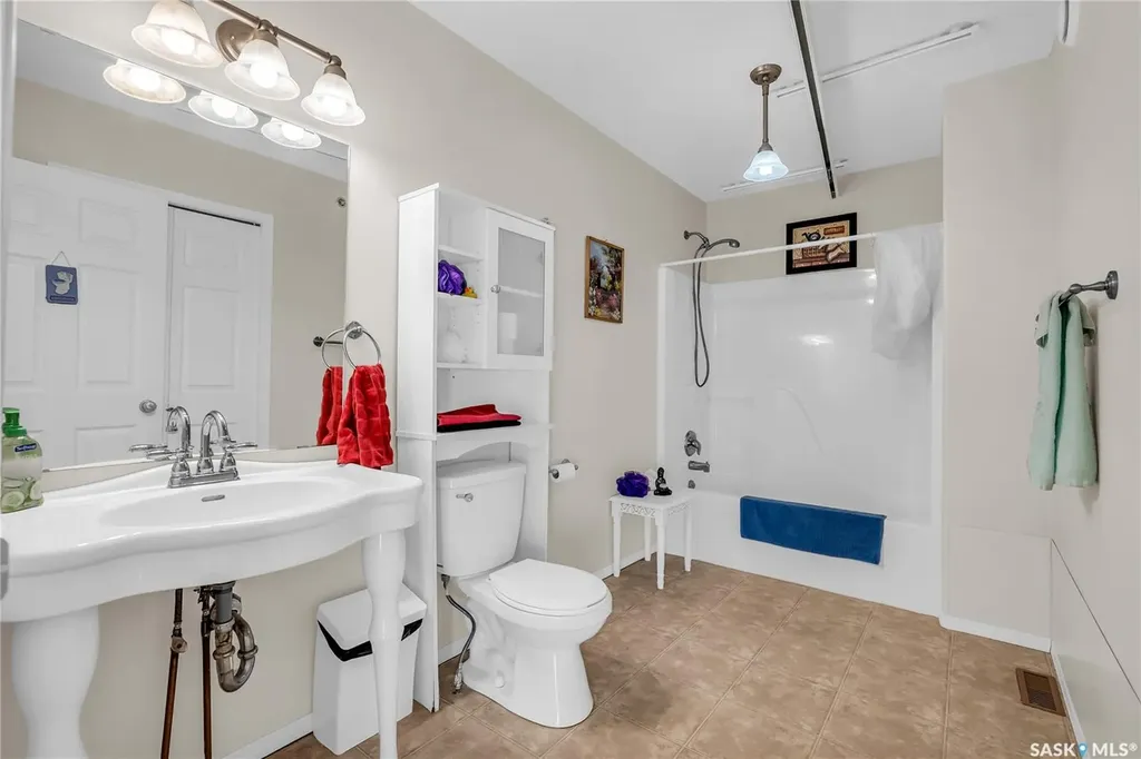 25 Southridge Drive Christopher Lake SK S0J 0N0