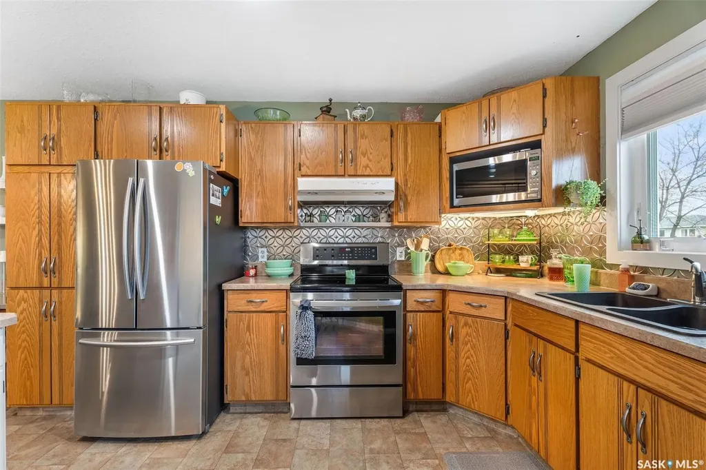 213 1st Street Beatty SK S0J 0C0