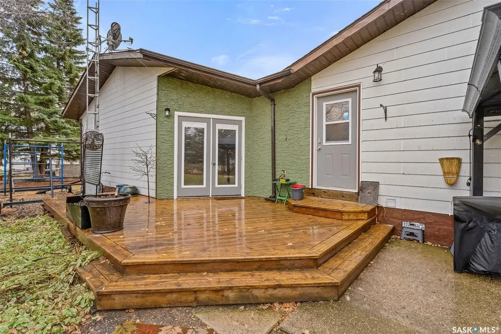 213 1st Street Beatty SK S0J 0C0