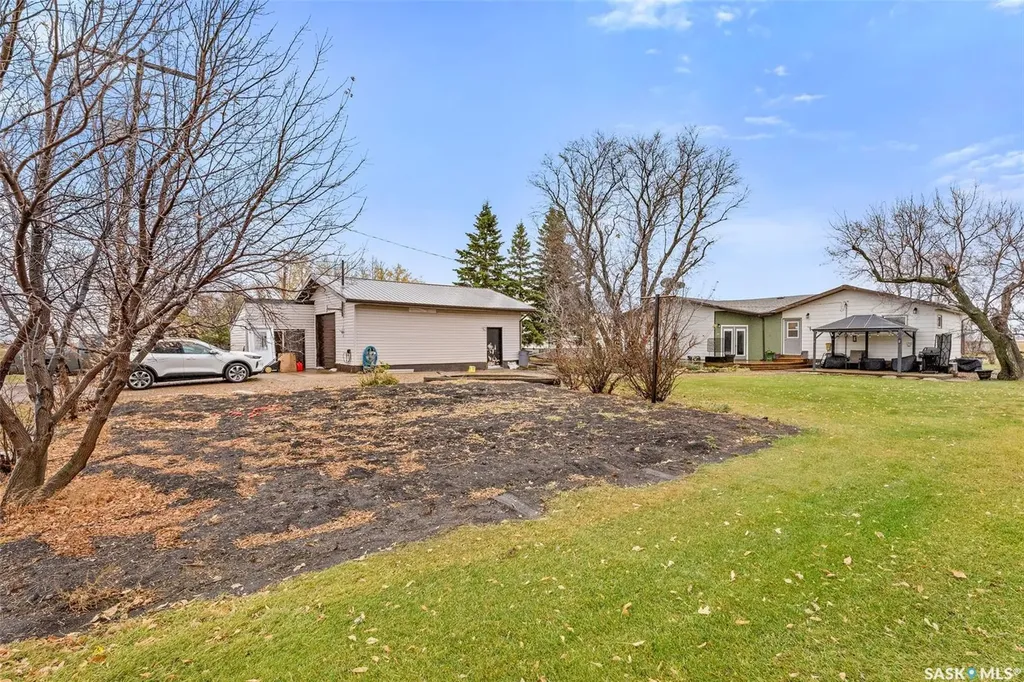 213 1st Street Beatty SK S0J 0C0