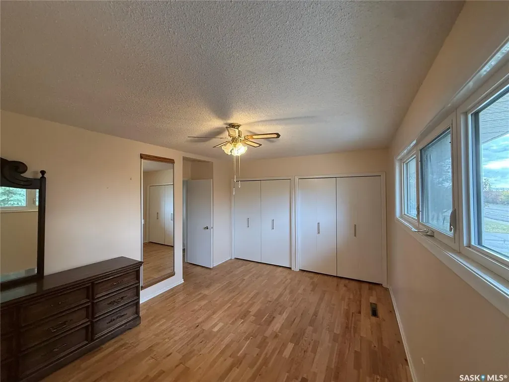 507 7th Avenue E Assiniboia SK S0H 0B0