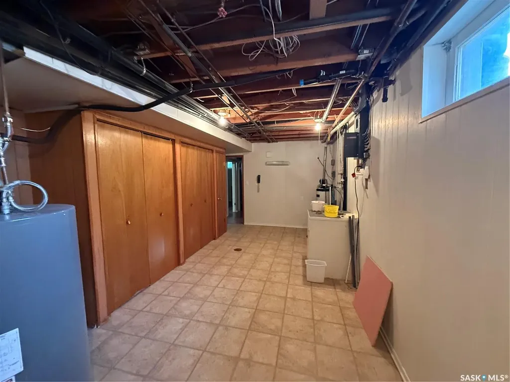 507 7th Avenue E Assiniboia SK S0H 0B0