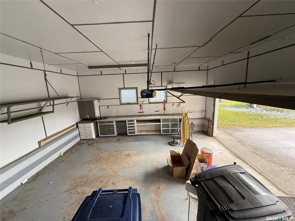 507 7th Avenue E Assiniboia SK S0H 0B0