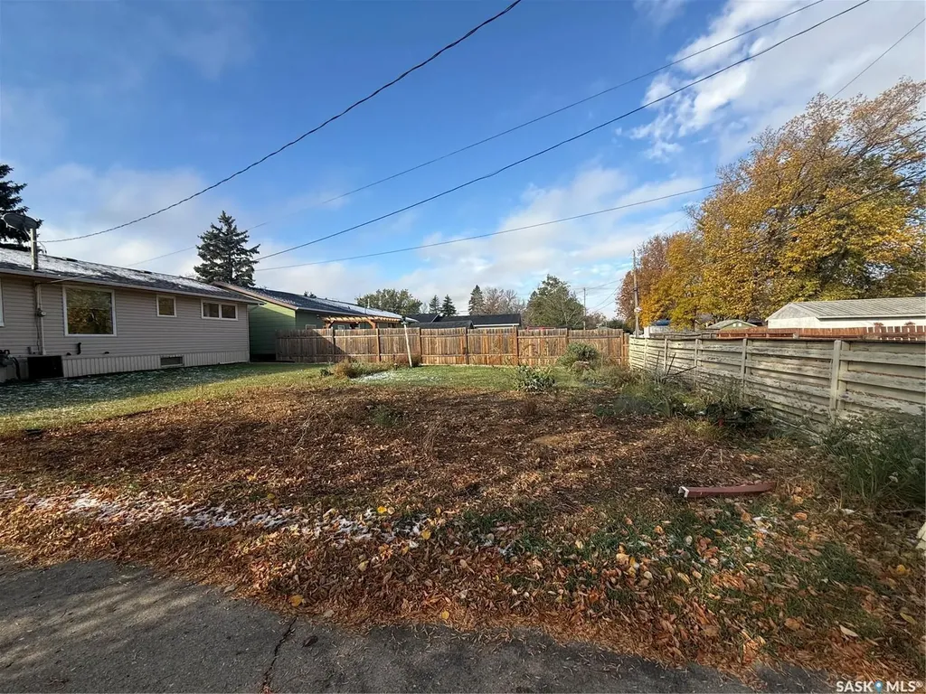 507 7th Avenue E Assiniboia SK S0H 0B0